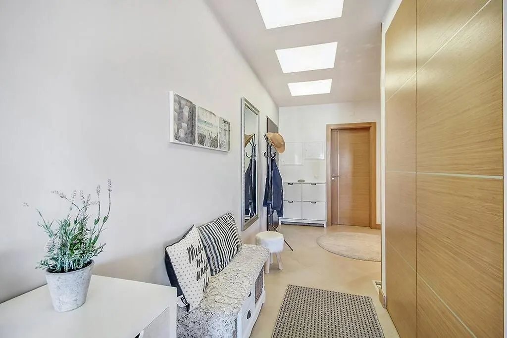 Nieuw Modern Appartement Met Alle Faciliteiten. Lagos Apartment