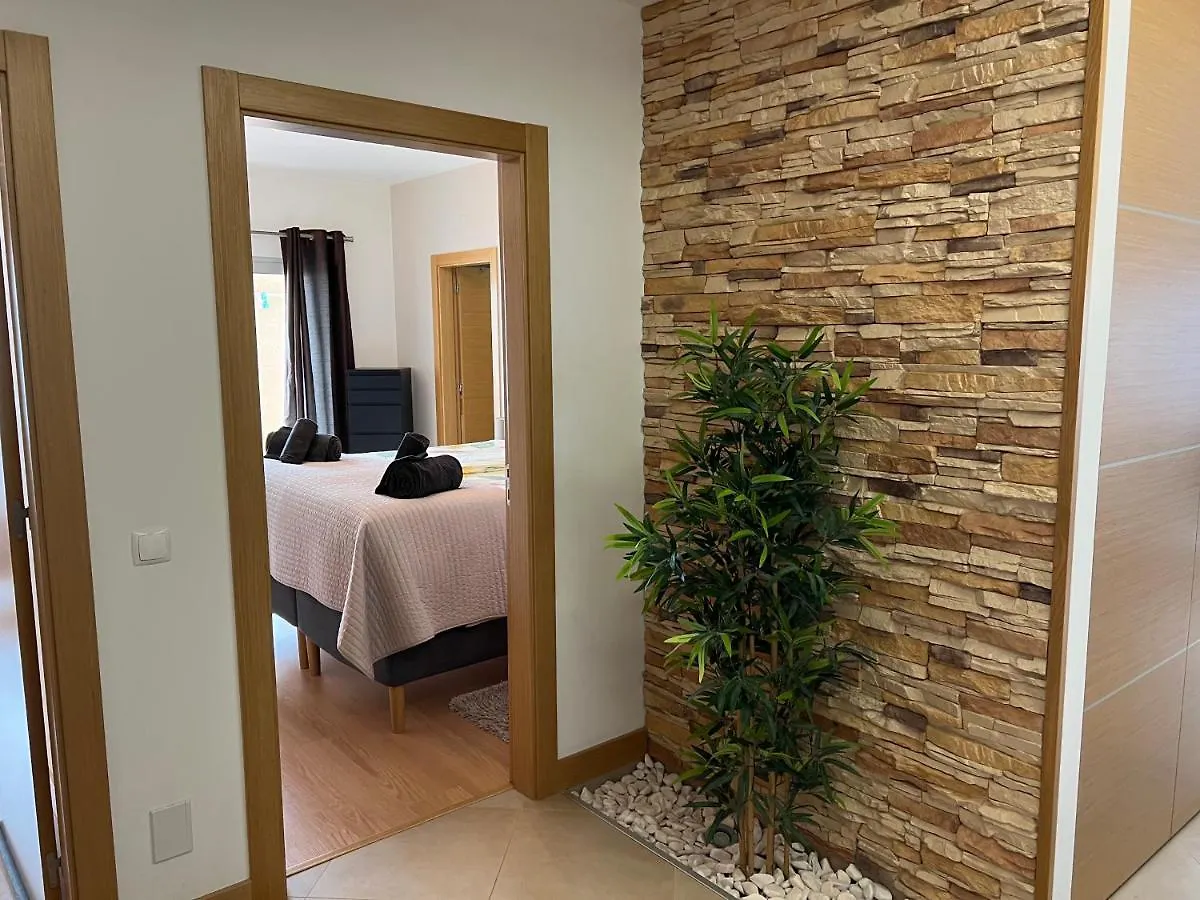 Nieuw Modern Appartement Met Alle Faciliteiten. Lagos 0*,  Portugalsko