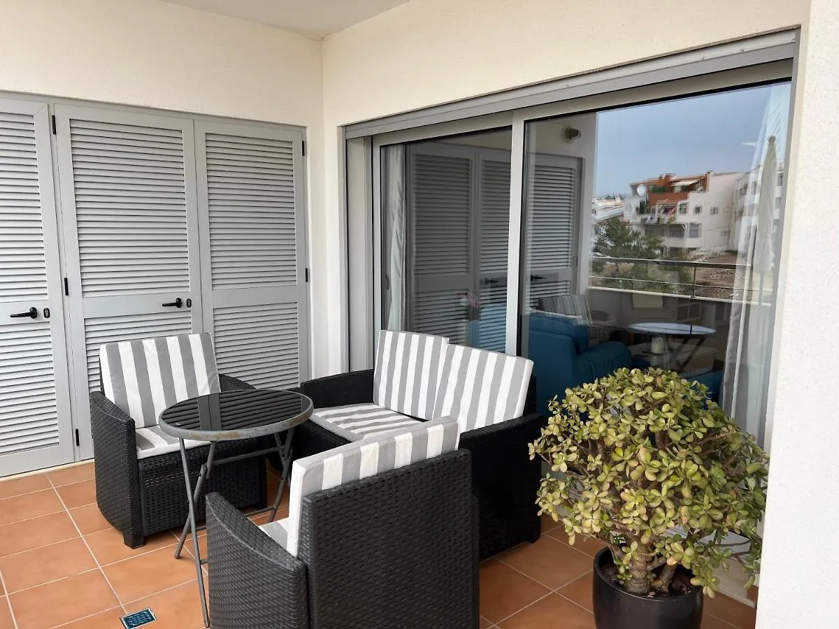 Nieuw Modern Appartement Met Alle Faciliteiten. Lagos Apartment